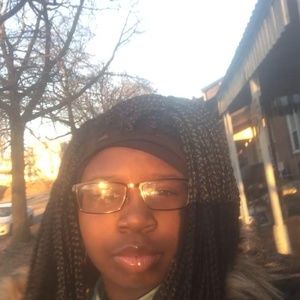 Meet your Posher, Natai